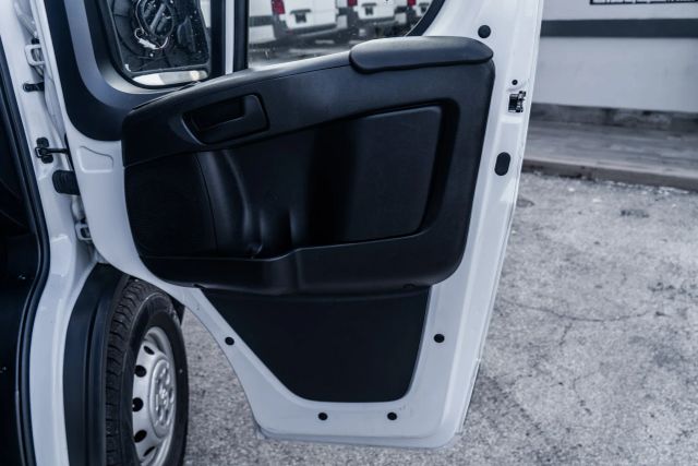 
								2023 Ram ProMaster Cargo Van 2500 High Roof Van 3D full									