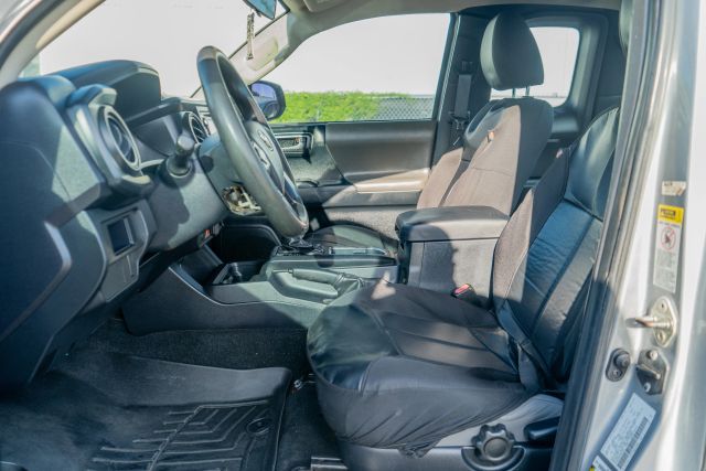 
								2017 Toyota Tacoma Access Cab SR Pickup 4D 6 ft full									