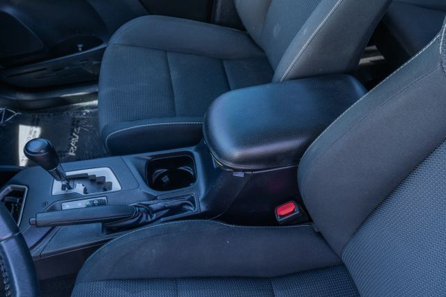 
								2018 Toyota RAV4 XLE Sport Utility 4D full									