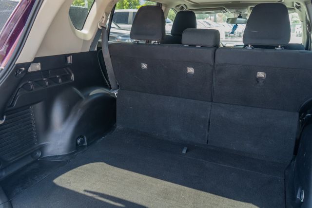 
								2018 Toyota RAV4 XLE Sport Utility 4D full									