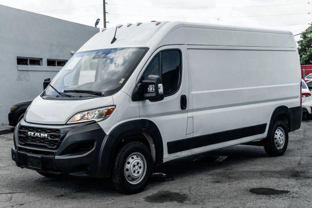 
								2023 Ram ProMaster Cargo Van 2500 High Roof Van 3D full									
