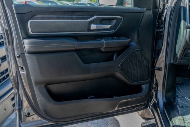 
								2022 Ram 1500 Crew Cab Big Horn Pickup 4D 5 1/2 ft full									