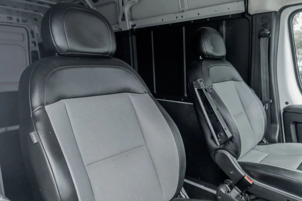 
								2023 Ram ProMaster Cargo Van 3500 High Roof Extended Van 3D full									