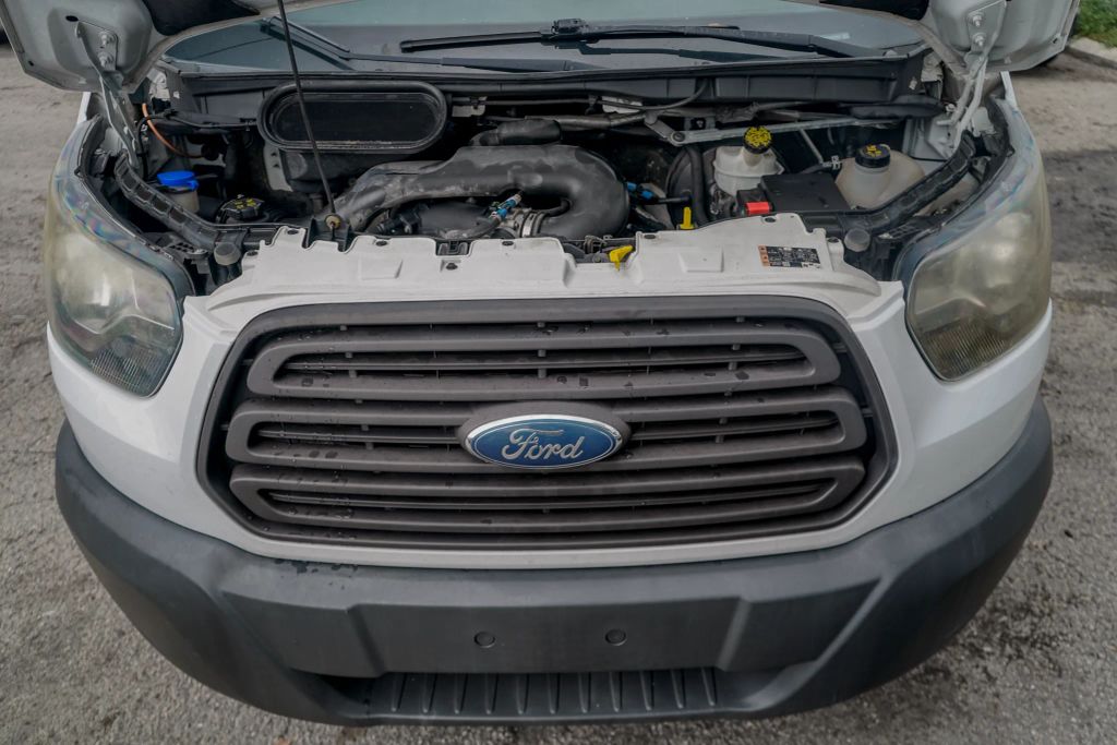 
								2017 Ford Transit 250 Van Low Roof w/60/40 Side Door w/RWB Van 3D full									