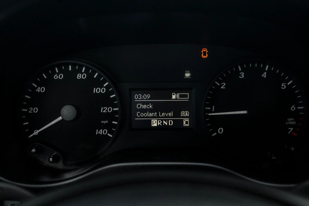 
								2018 Mercedes-Benz Metris WORKER Cargo Van 3D full									