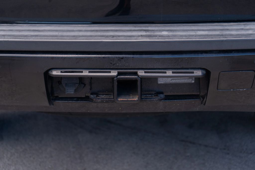 
								2017 Chevrolet Suburban LT Sport Utility 4D full									