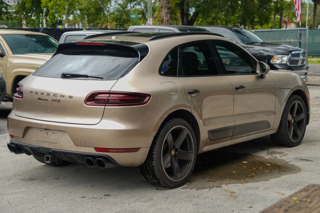 
								2018 Porsche Macan GTS Sport Utility 4D full									
