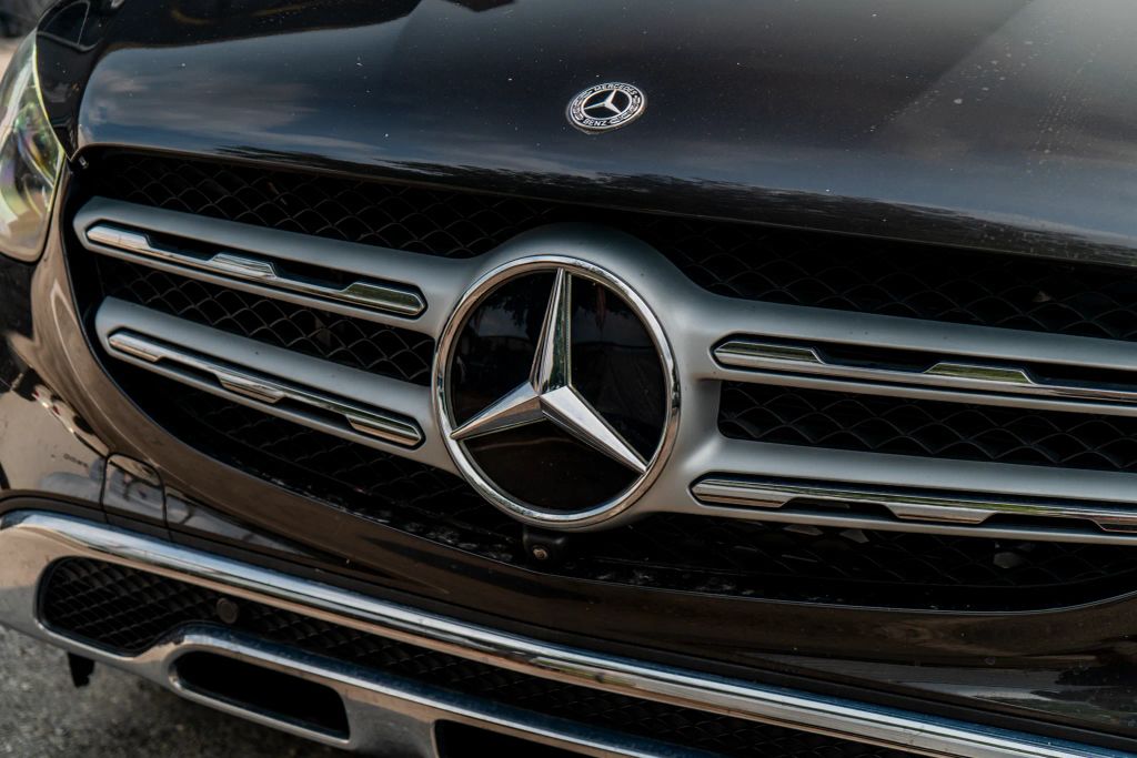 
								2020 Mercedes-Benz GLC GLC 300 Sport Utility 4D full									