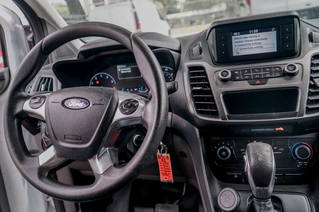 
								2019 Ford Transit Connect Cargo XL Van 4D full									