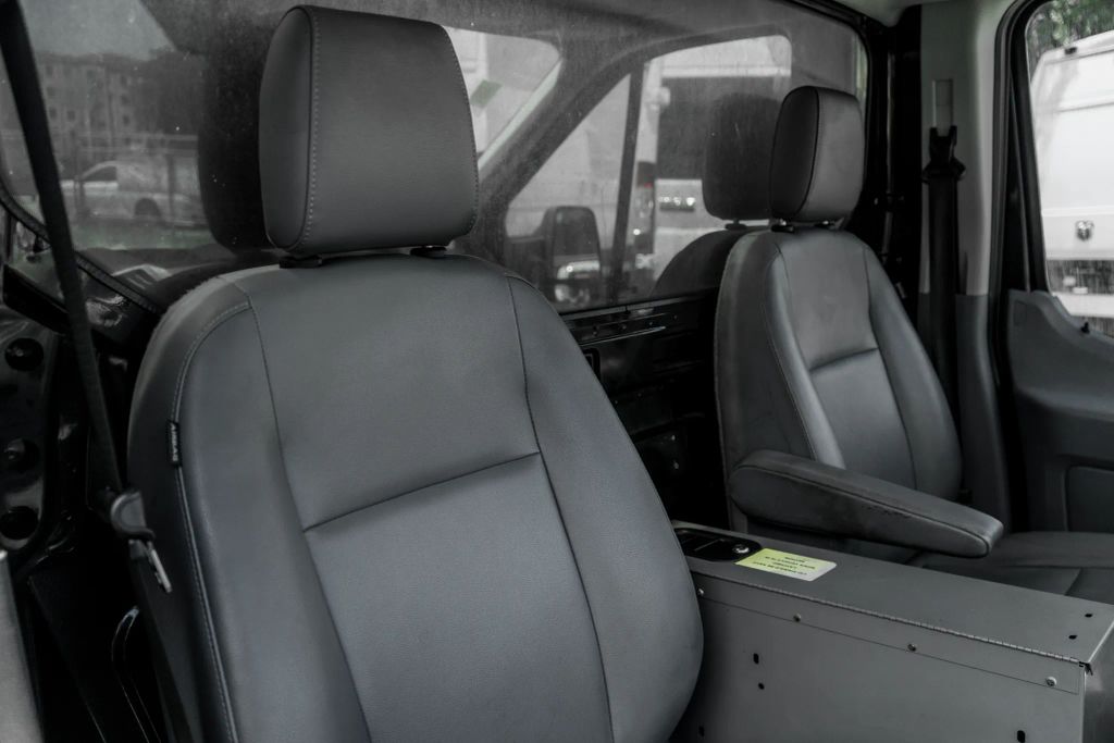 
								2017 Ford Commercial Transit Commercial Vans 350 HD Chassis Cab 178 full									