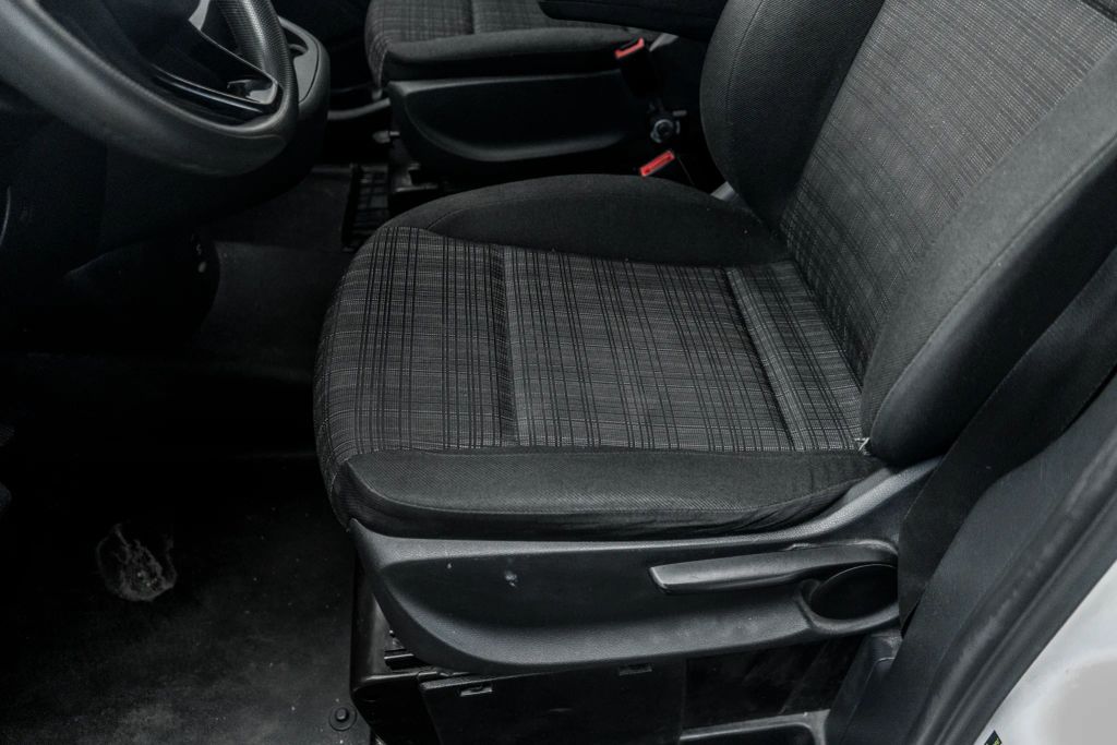 
								2018 Mercedes-Benz Metris WORKER Cargo Van 3D full									