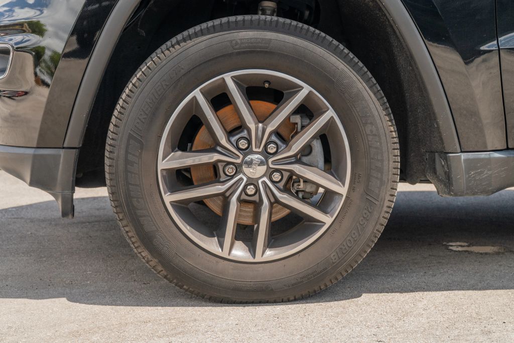 
								2018 Jeep Grand Cherokee Limited Sport Utility 4D full									