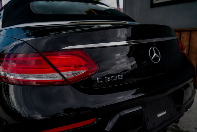 
								2018 Mercedes-Benz C-Class C 300 Cabriolet 2D full									