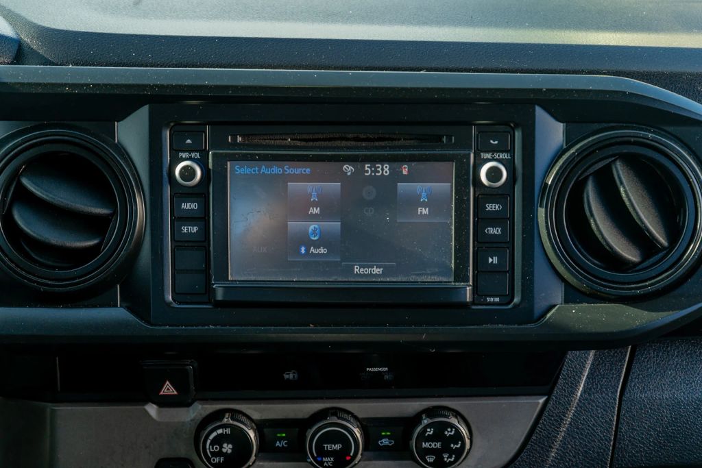 
								2017 Toyota Tacoma Access Cab SR Pickup 4D 6 ft full									