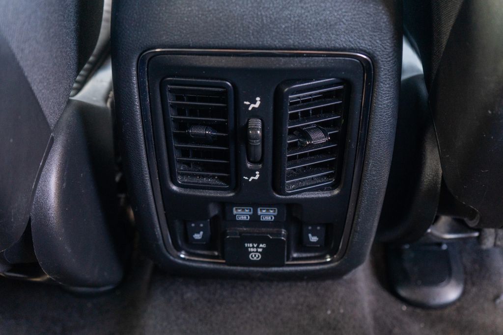 
								2018 Jeep Grand Cherokee Limited Sport Utility 4D full									