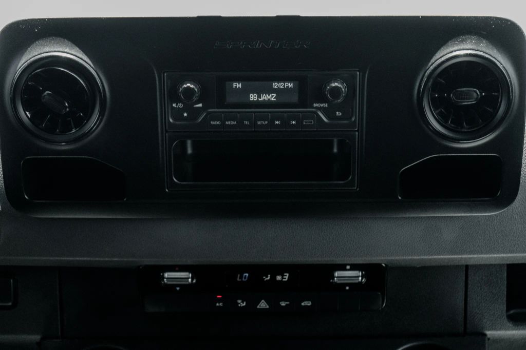 
								2023 Mercedes-Benz Sprinter 2500 Cargo High Roof w/170  WB Van 3D full									