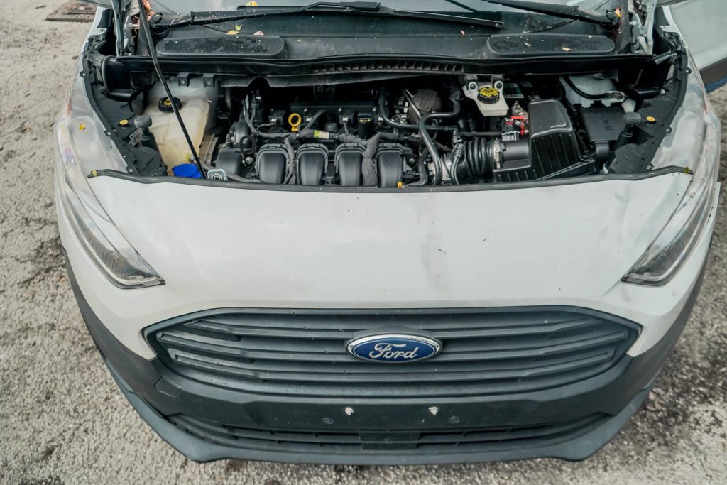 
								2019 Ford Transit Connect Cargo XL Van 4D full									