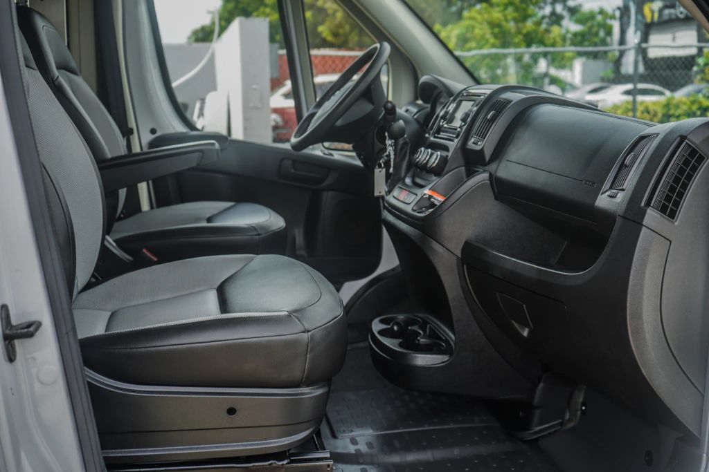 
								2016 Ram ProMaster Cargo Van 3500 High Roof Extended Van 3D full									