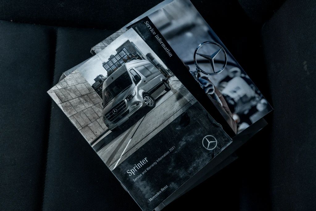 
								2021 Mercedes-Benz Sprinter 2500 Cargo High Roof w/170  WB Van 3D full									