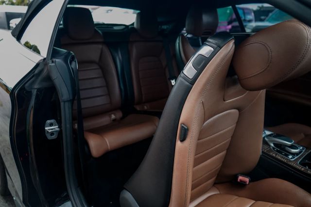 
								2018 Mercedes-Benz C-Class C 300 Cabriolet 2D full									