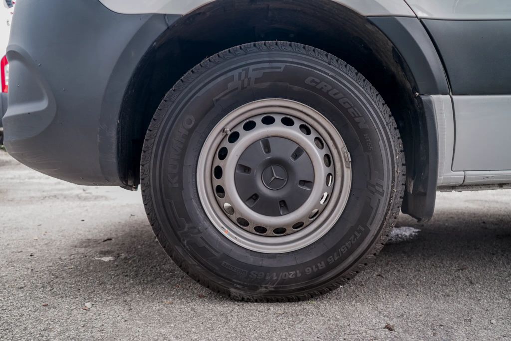 
								2023 Mercedes-Benz Sprinter 2500 Cargo High Roof w/170  WB Van 3D full									