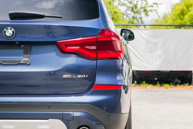 
								2019 BMW X3 sDrive30i Sport Utility 4D full									