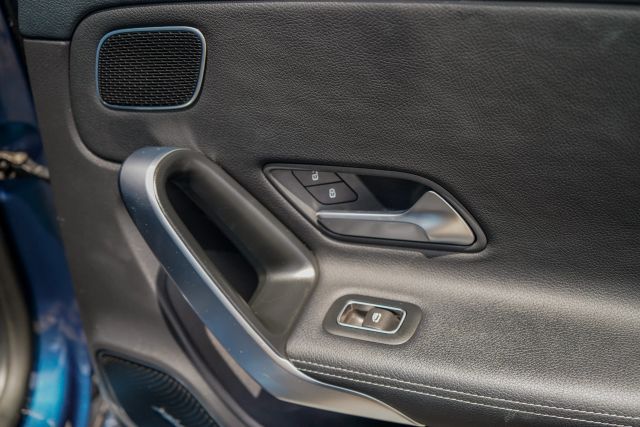 
								2020 Mercedes-Benz Mercedes-AMG CLA CLA 35 4MATIC Coupe 4D full									