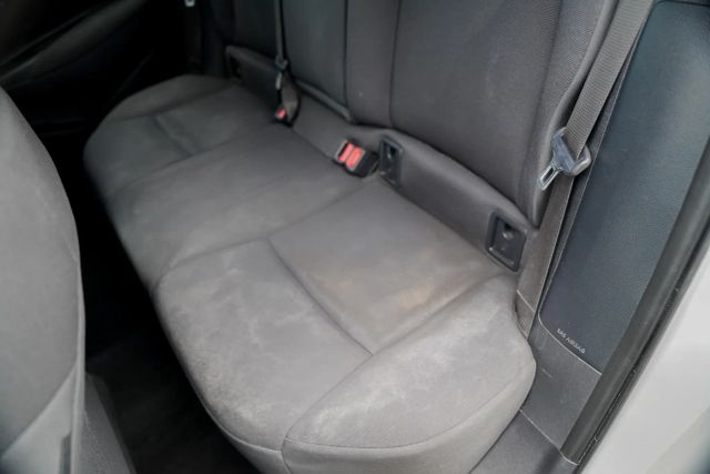 
								2021 Toyota Corolla LE Sedan 4D full									