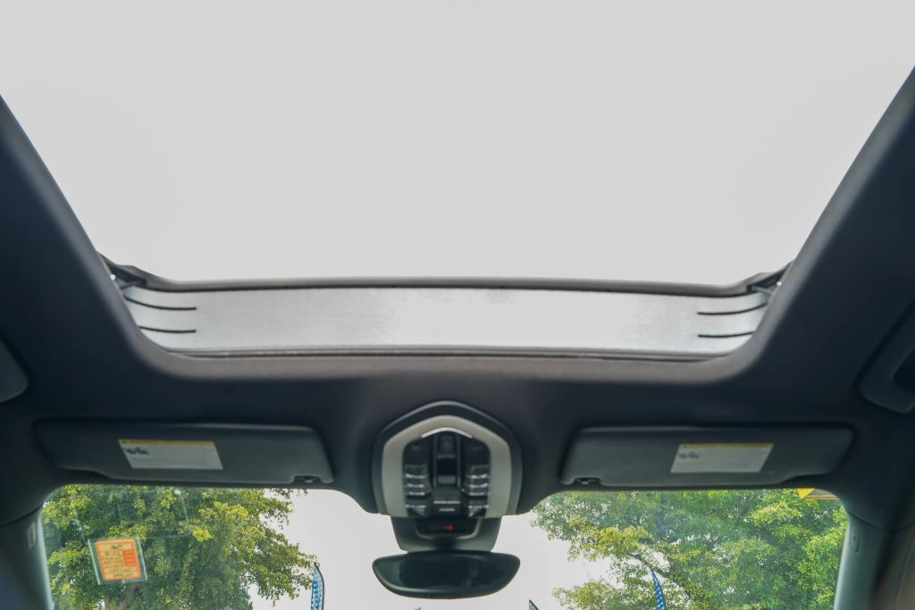 
								2018 Porsche Macan GTS Sport Utility 4D full									