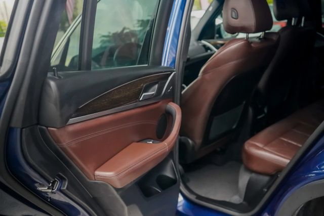 
								2019 BMW X3 sDrive30i Sport Utility 4D full									