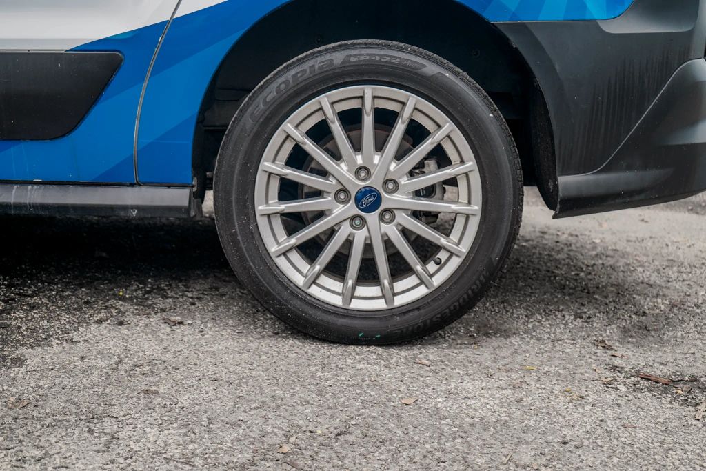 
								2019 Ford Transit Connect Cargo XL Van 4D full									