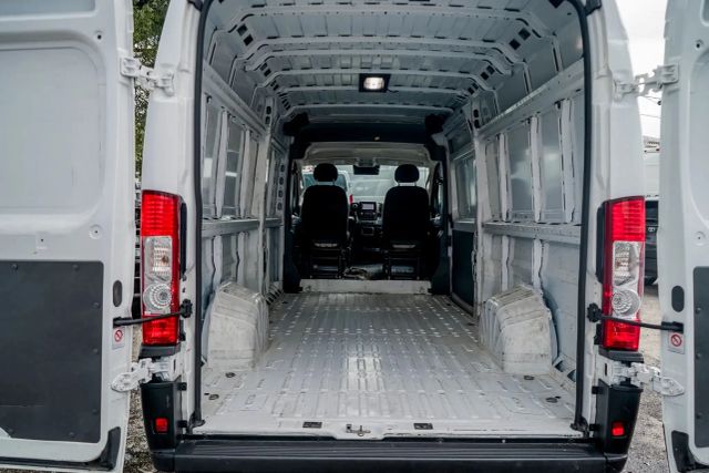 
								2023 Ram ProMaster Cargo Van 3500 High Roof Extended Van 3D full									