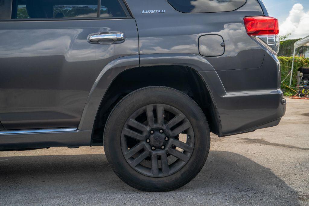 
								2012 Toyota 4Runner Limited Sport Utility 4D full									
