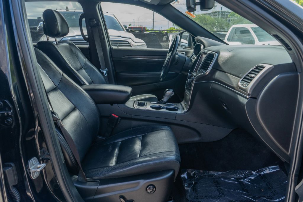 
								2018 Jeep Grand Cherokee Limited Sport Utility 4D full									