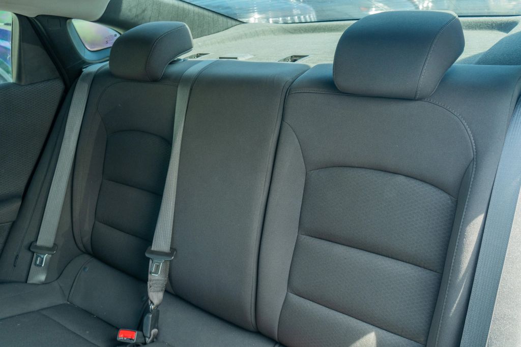 
								2022 Chevrolet Malibu LS Sedan 4D full									