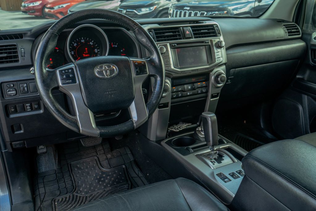 
								2012 Toyota 4Runner Limited Sport Utility 4D full									