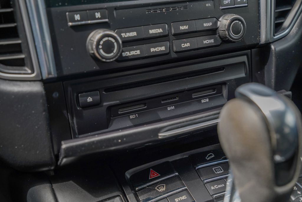 
								2018 Porsche Macan GTS Sport Utility 4D full									