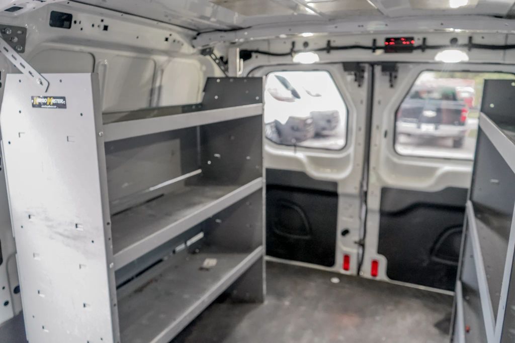 
								2017 Ford Transit 250 Van Low Roof w/60/40 Side Door w/RWB Van 3D full									