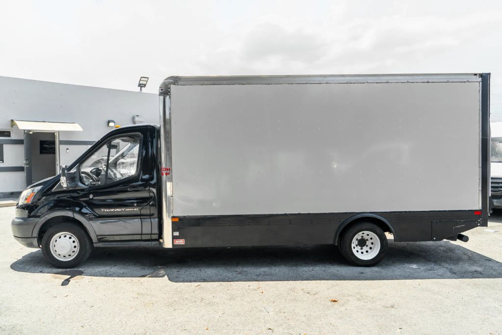 
								2017 Ford Commercial Transit Commercial Vans 350 HD Chassis Cab 178 full									