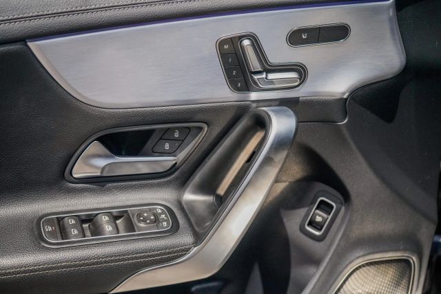 
								2020 Mercedes-Benz Mercedes-AMG CLA CLA 35 4MATIC Coupe 4D full									