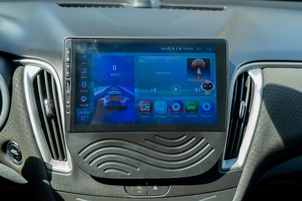 
								2022 Chevrolet Malibu LS Sedan 4D full									