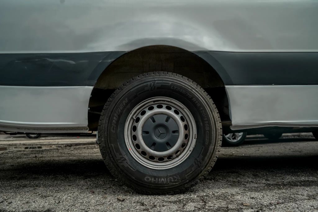 
								2023 Mercedes-Benz Sprinter 2500 Cargo High Roof w/170  WB Van 3D full									