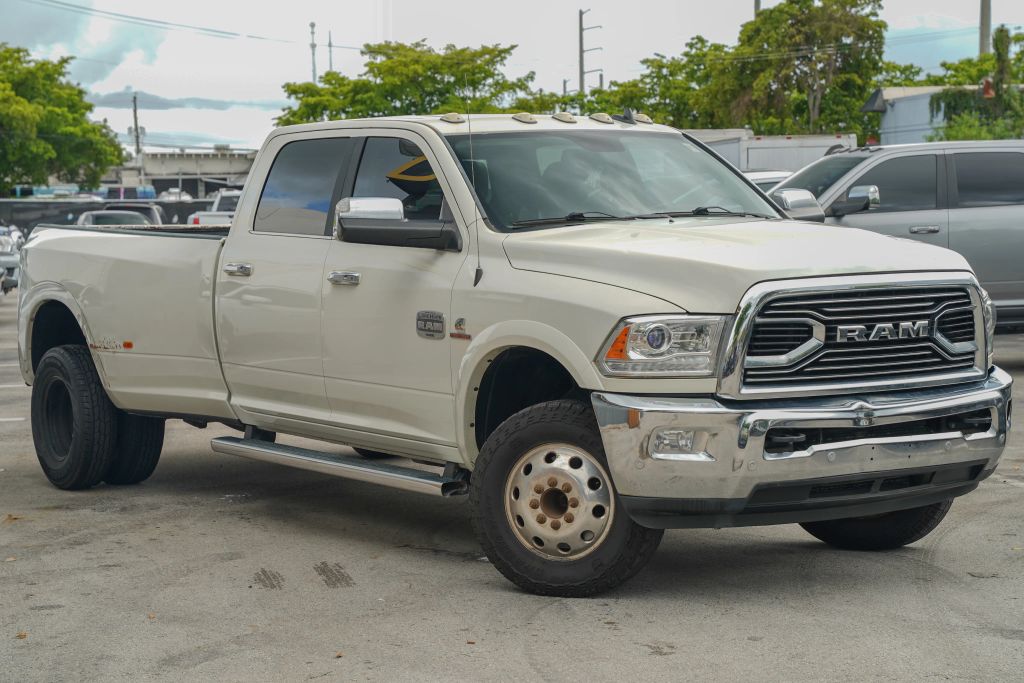 
								2018 Ram 3500 Crew Cab Laramie Longhorn Pickup 4D 8 ft full									