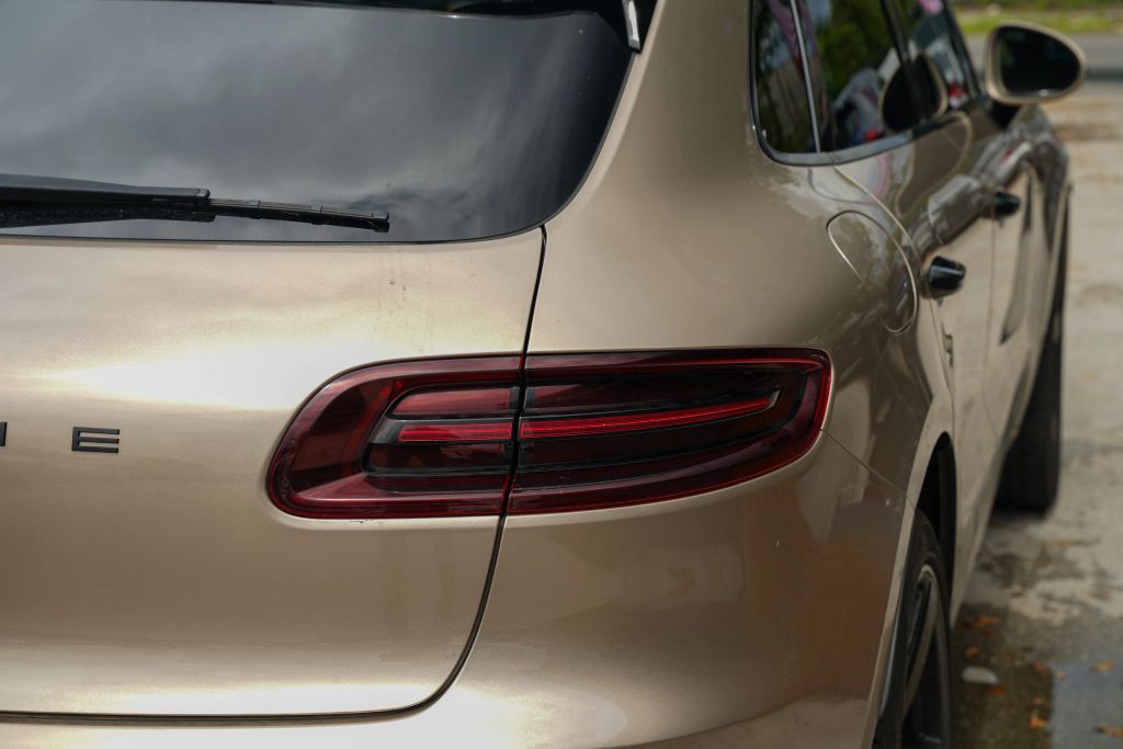 
								2018 Porsche Macan GTS Sport Utility 4D full									