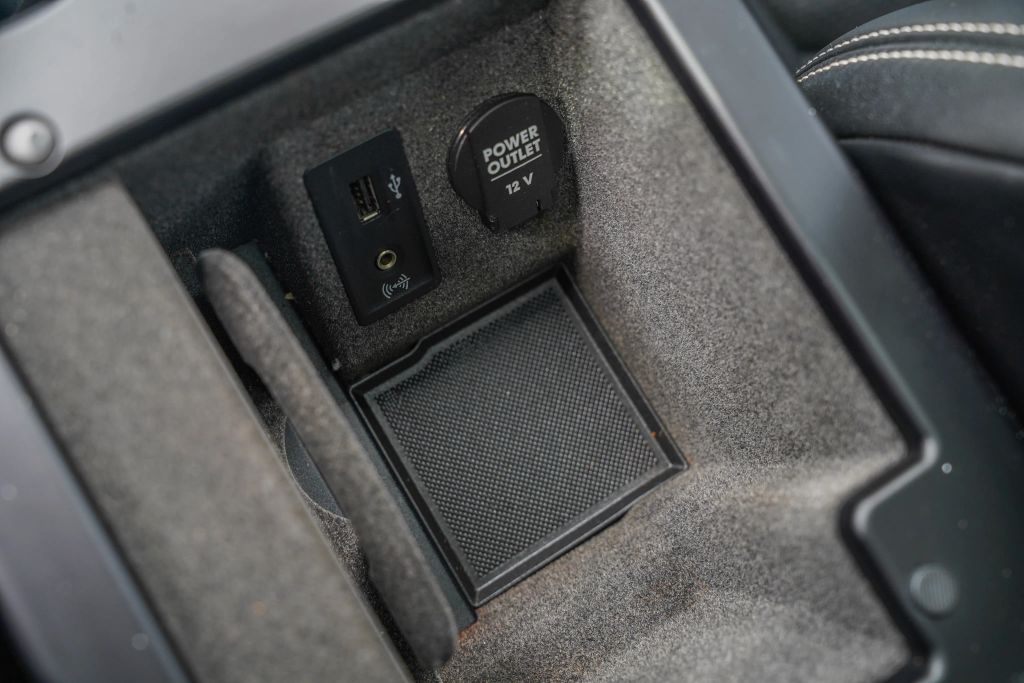 
								2018 Porsche Macan GTS Sport Utility 4D full									