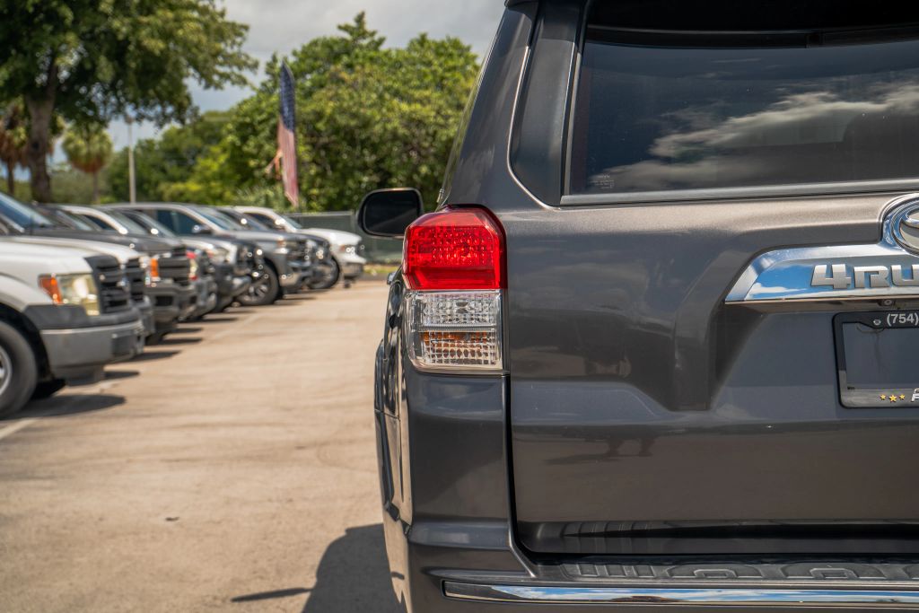 
								2012 Toyota 4Runner Limited Sport Utility 4D full									