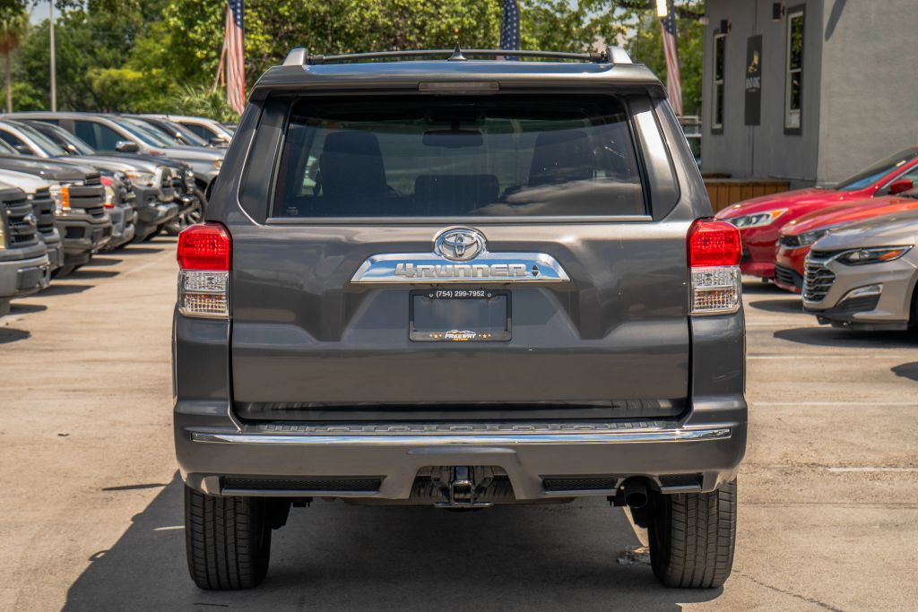 
								2012 Toyota 4Runner Limited Sport Utility 4D full									