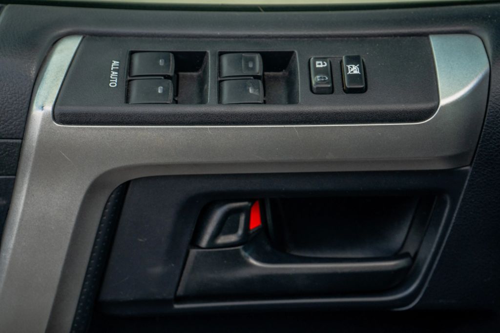 
								2012 Toyota 4Runner Limited Sport Utility 4D full									