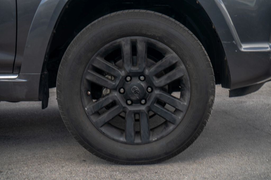 
								2012 Toyota 4Runner Limited Sport Utility 4D full									