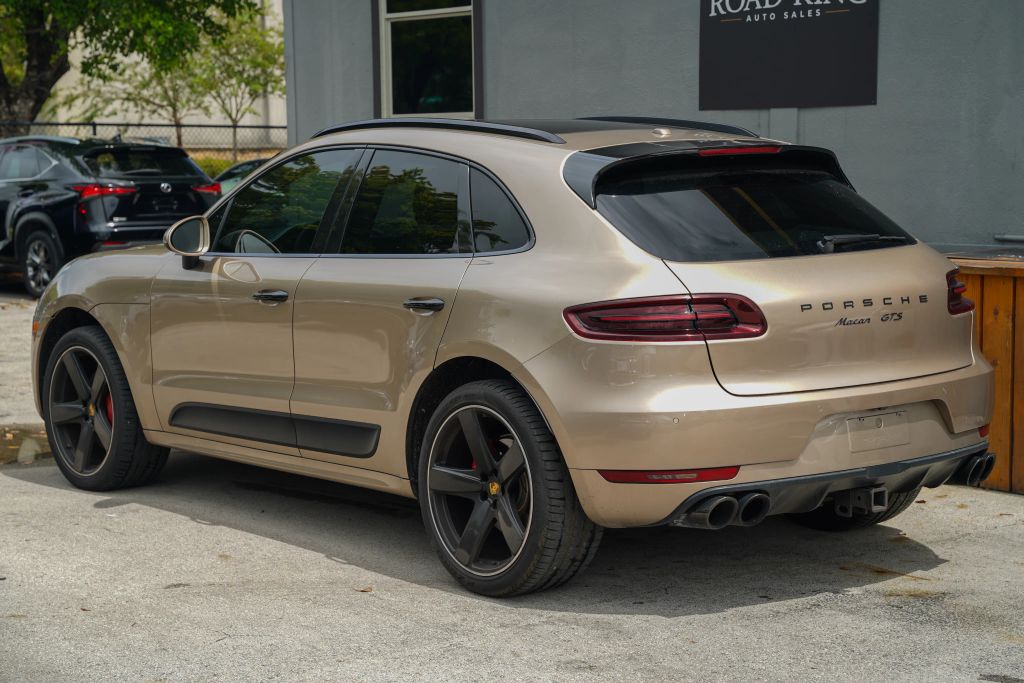 
								2018 Porsche Macan GTS Sport Utility 4D full									